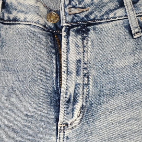 🥳Hosts Pick🥳 🆕️  Silver Elyse Jean Size 16 - Picture 7 of 9